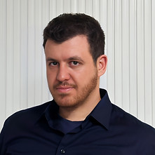 2 - תום בריסקין - תמונת פרופיל - Copy.jpg
